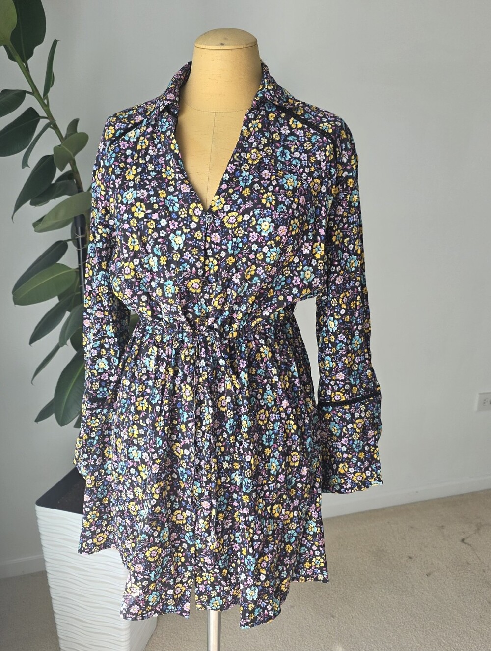 Zara Floral Mini Dress Black Colorful Long Sleeve - Picture 2 of 7